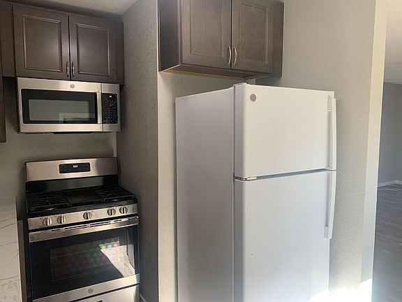 3rd image of 2085-2087 National Ave #D