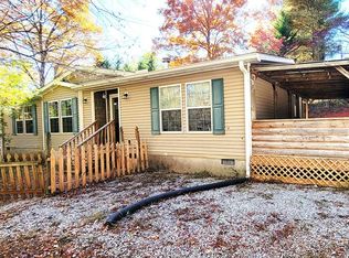 228 Lyle Downs Rd, Franklin, NC 28734