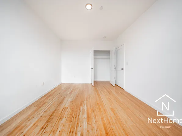 150-11 41st Avenue image 5 of 10