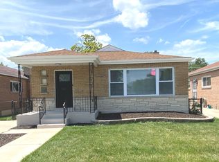 12824 S Laflin St, Calumet Park, IL