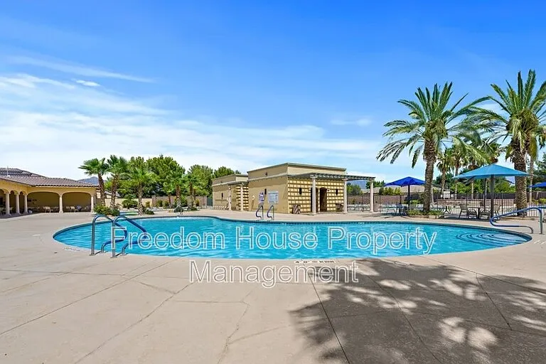 5465 Finestra St — Photo 35