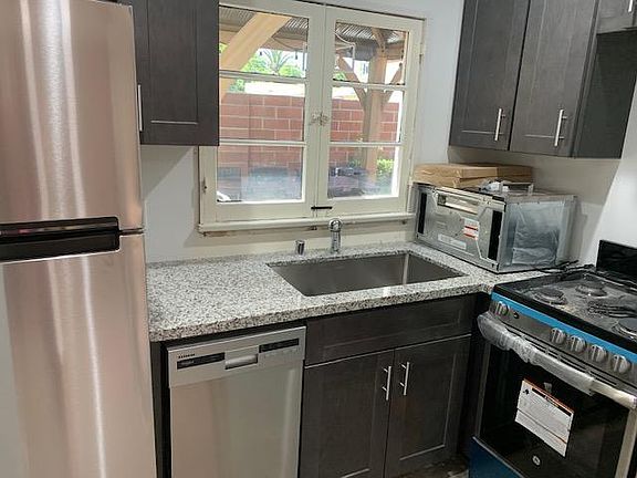 4th image of 1430 E Chapman Ave Floor 1