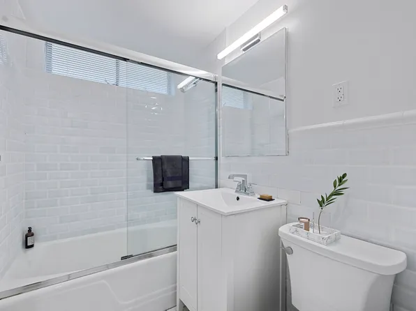 65 West 55th Street image 4 of 8