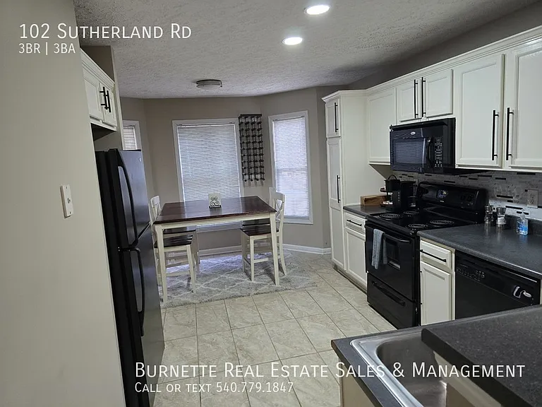 102 Sutherland Dr — Photo 10