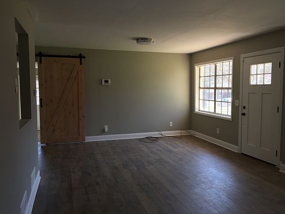 5th image of 863 Parkstone Dr