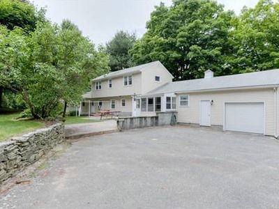 8 Lakeside Dr, Monson, MA, 01057
