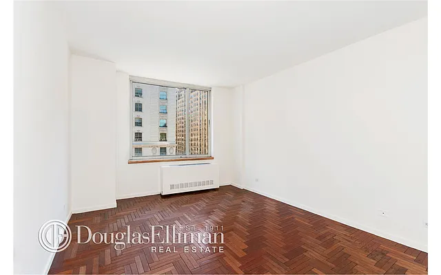 Rented by Douglas Elliman | media 20