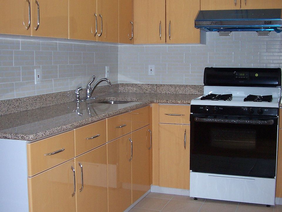2nd image of 3521 90th St