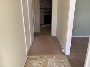 2760 S Luster Ave, Springfield, MO 65804