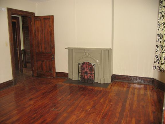 3rd image of 2745 Norwood Ave #2