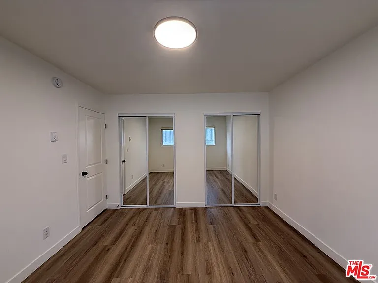 314 S Clark Dr #2 — Photo 27