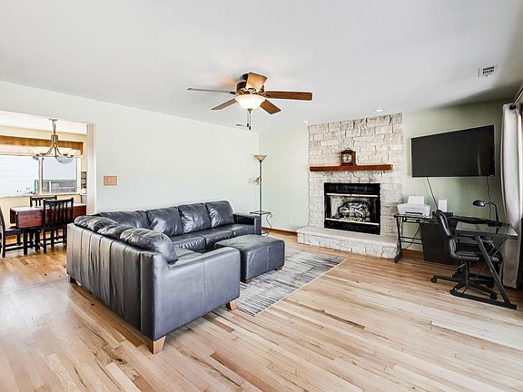 3rd image of 37464 N Terrace Ln