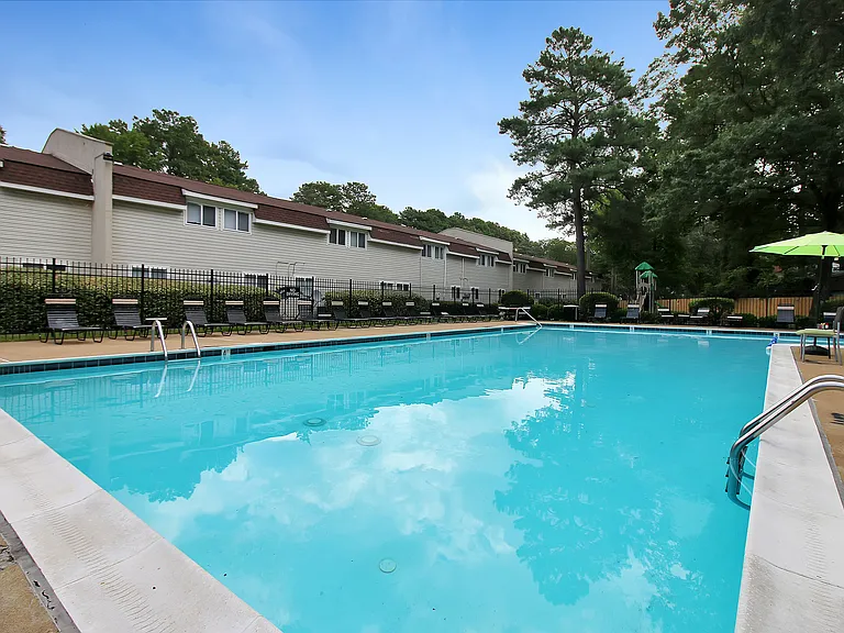 401 Turlington Rd — Photo 16
