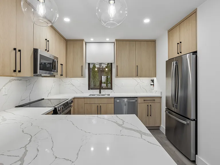 325 Manville Rd #102 — Photo 11