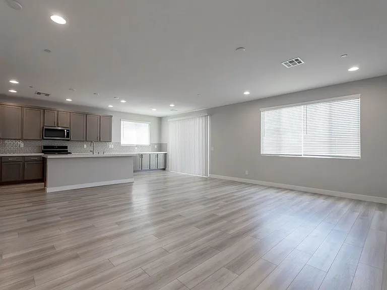 10620 Carnes Ave — Photo 26