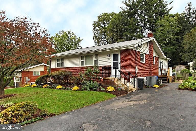 1st image of 10225 Dale Dr