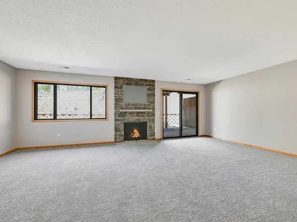 428 Pleasant Dr, Hastings, MN 55033