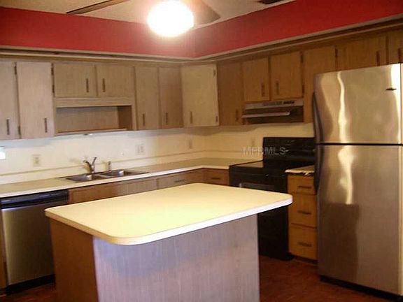 5th image of 3550 Creekmur Ln