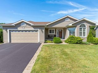 228 Glenariff Dr, Hamilton, ON L8B1A5