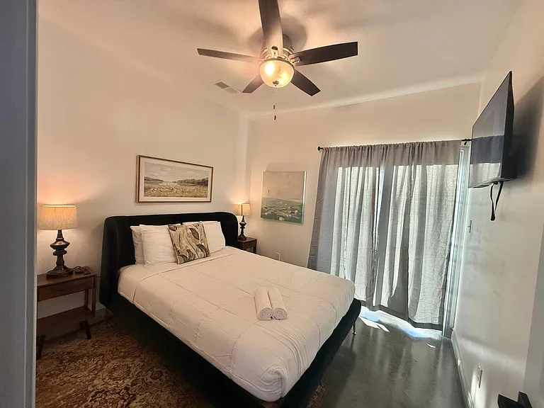1593 Walter Stuart Loop — Photo 4