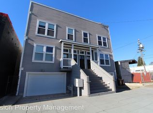 321 Castro St, Oakland, CA 94607