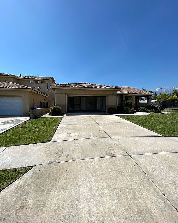 1st image of 6930 Plumrose St