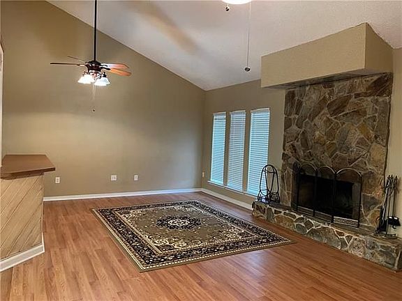 4th image of 4000 Briant Dr