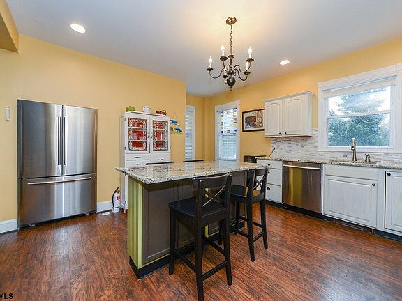 4th image of 419-21 Ocean Ave
