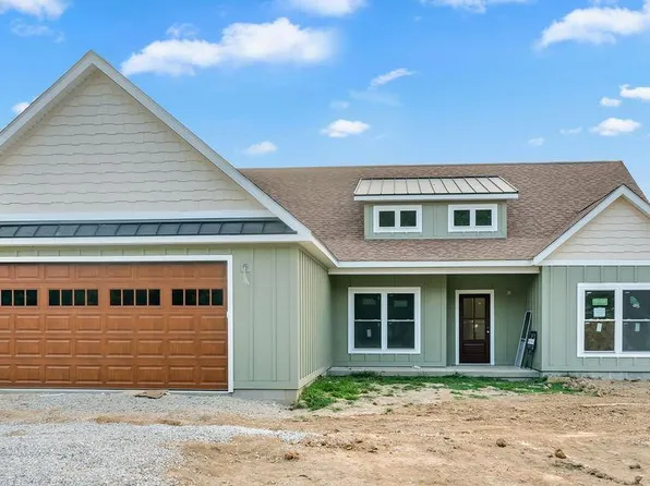 4597 N Thomas Rd, Bloomington, IN 47404