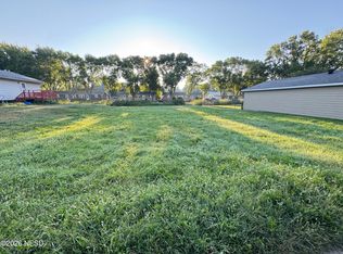 5th St NE, Watertown, SD 57201