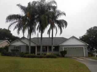 5887 Manchester Dr W, Lakeland, FL 33810