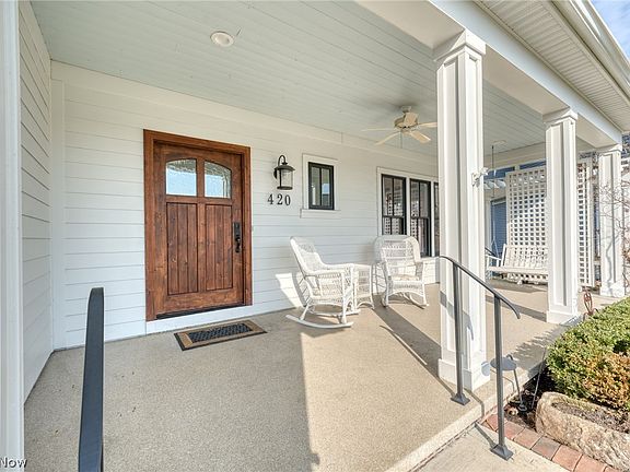 4th image of 420 Acacia Cir