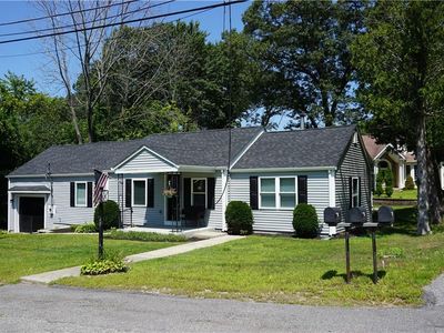 40 Sunset Ave, Woonsocket, RI, 02895