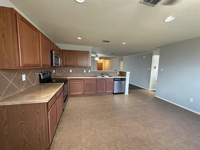 13332 Velasco Dr — Photo 35