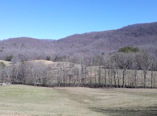 18 Gents Douglas Rd, Strunk, KY 42649