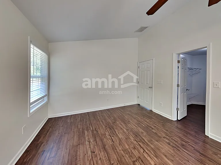 3805 Hawk Tail Dr — Photo 11