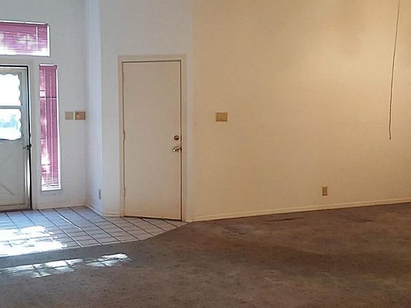 3rd image of 1106 Baybrook