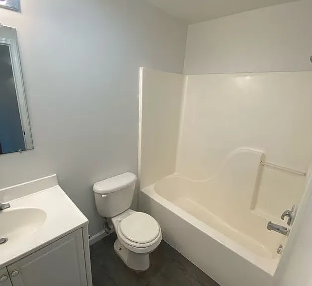 1425 College Heights Rd #105 — Photo 5