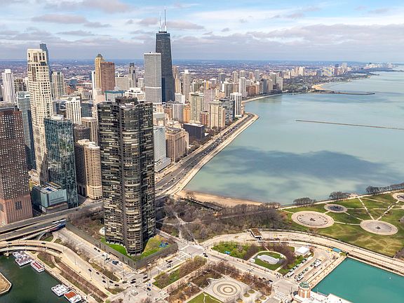 3rd image of 505 N Lake Shore Dr APT 2404