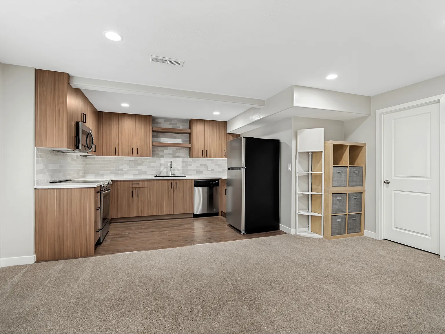2 bed, 1732 sqft, $1,599 — Photo 3