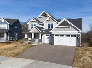 6373 Apple Ct, Inver Grove Heights, MN 55077