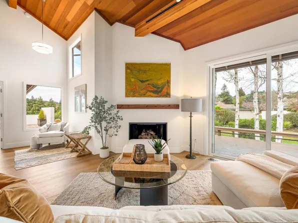 9583 Redwood Ct, Carmel, CA 93923