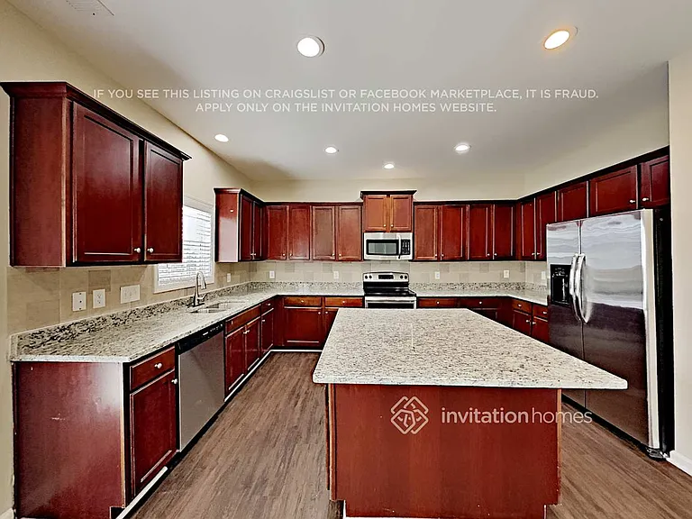 3401 Paxton Ridge Dr — Photo 7