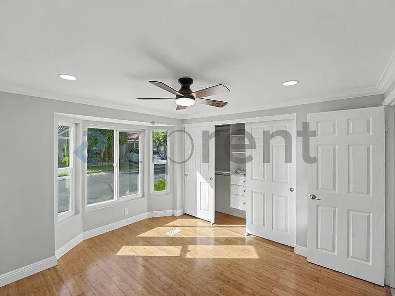 1834 Club Dr — Photo 10