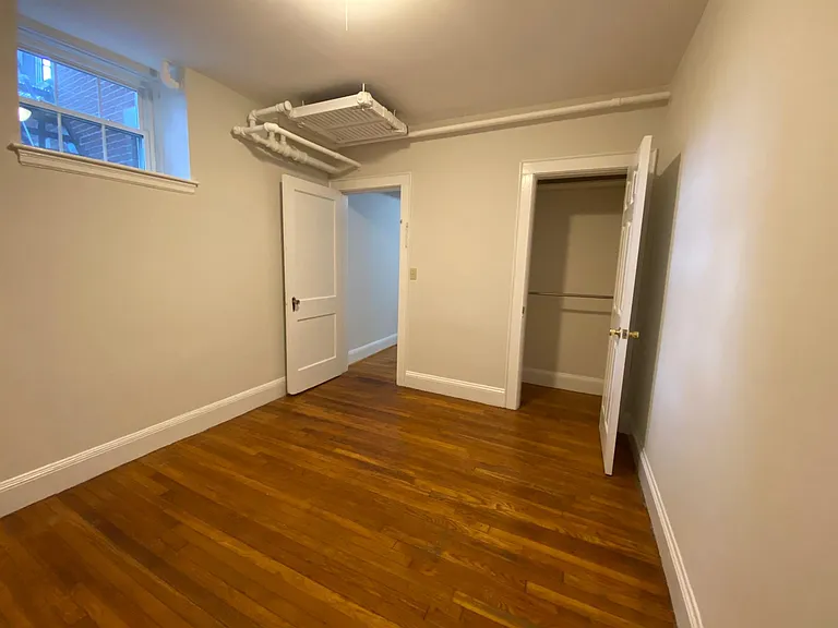 285 Harvard St #7 — Photo 9