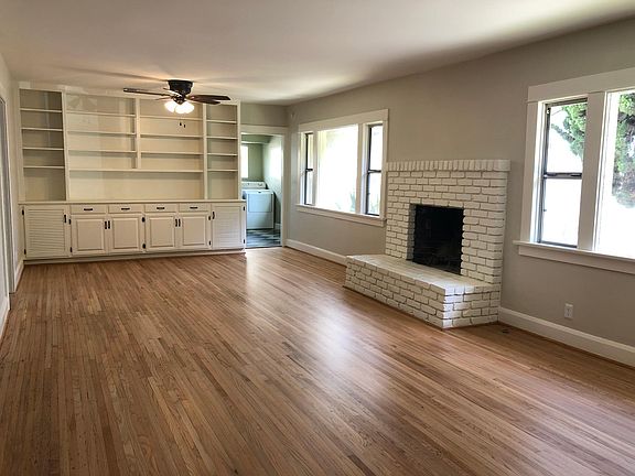 4th image of 362 Newport Ave