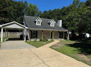 2529 Bahama Dr, Gautier, MS 39553