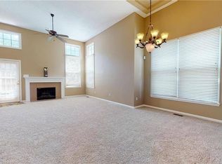 8301 W 152nd Ter, Overland Park, KS 66223