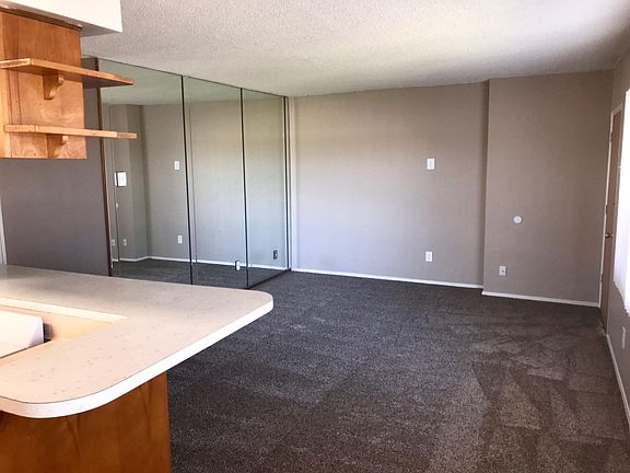 4th image of 3620 Georgia St