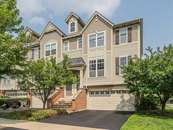3450 Bradbury Cir, Aurora, IL 60504